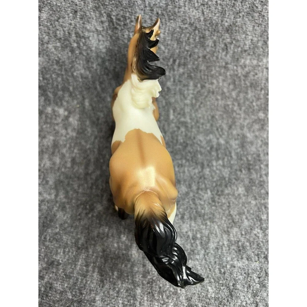 Breyer American Quarter Horse Stallion 940 Classics Collection Buckskin Paint